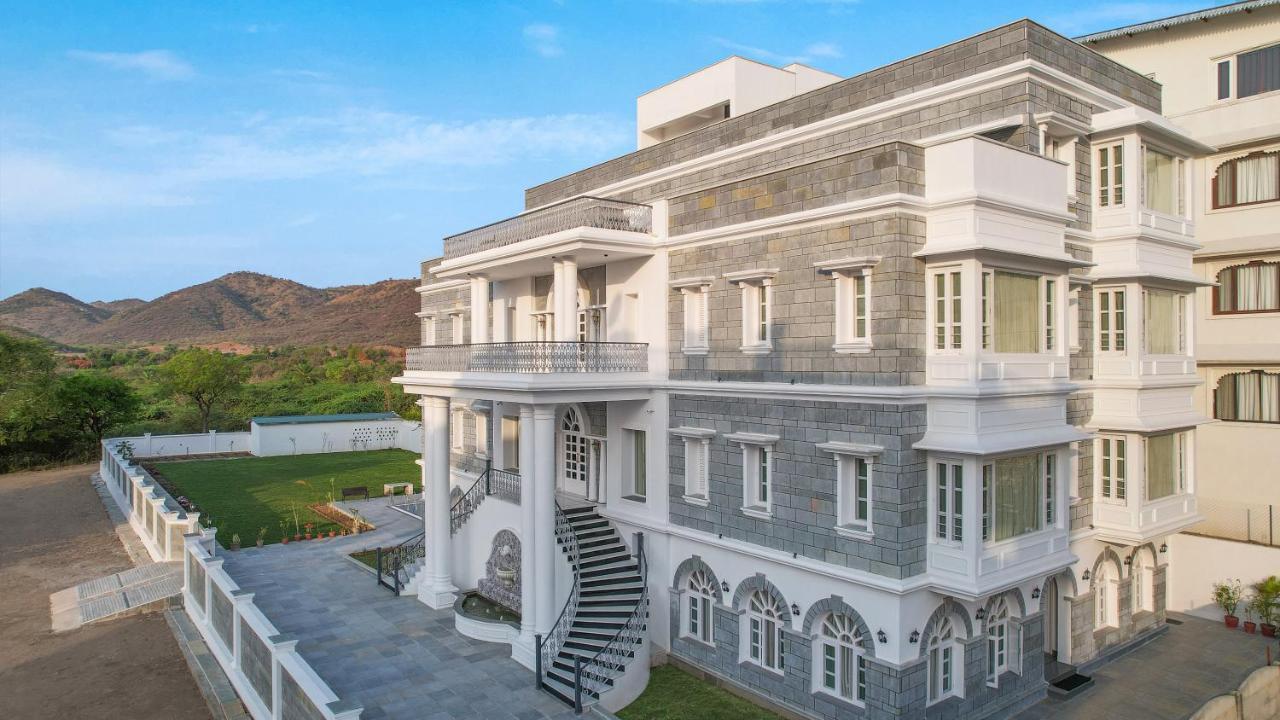 Hotel Boheda Manor - Luxury Retreat à Udaipur Extérieur photo