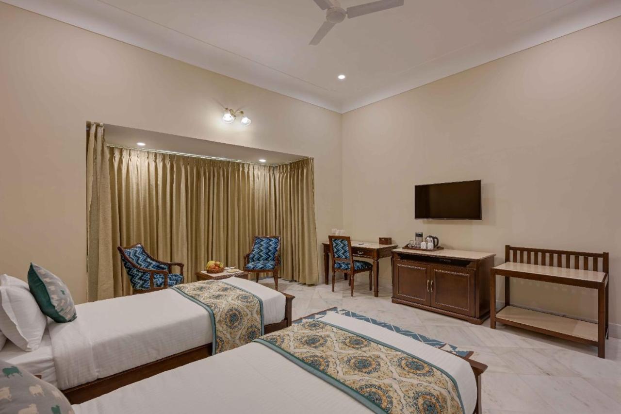 Hotel Boheda Manor - Luxury Retreat à Udaipur Extérieur photo