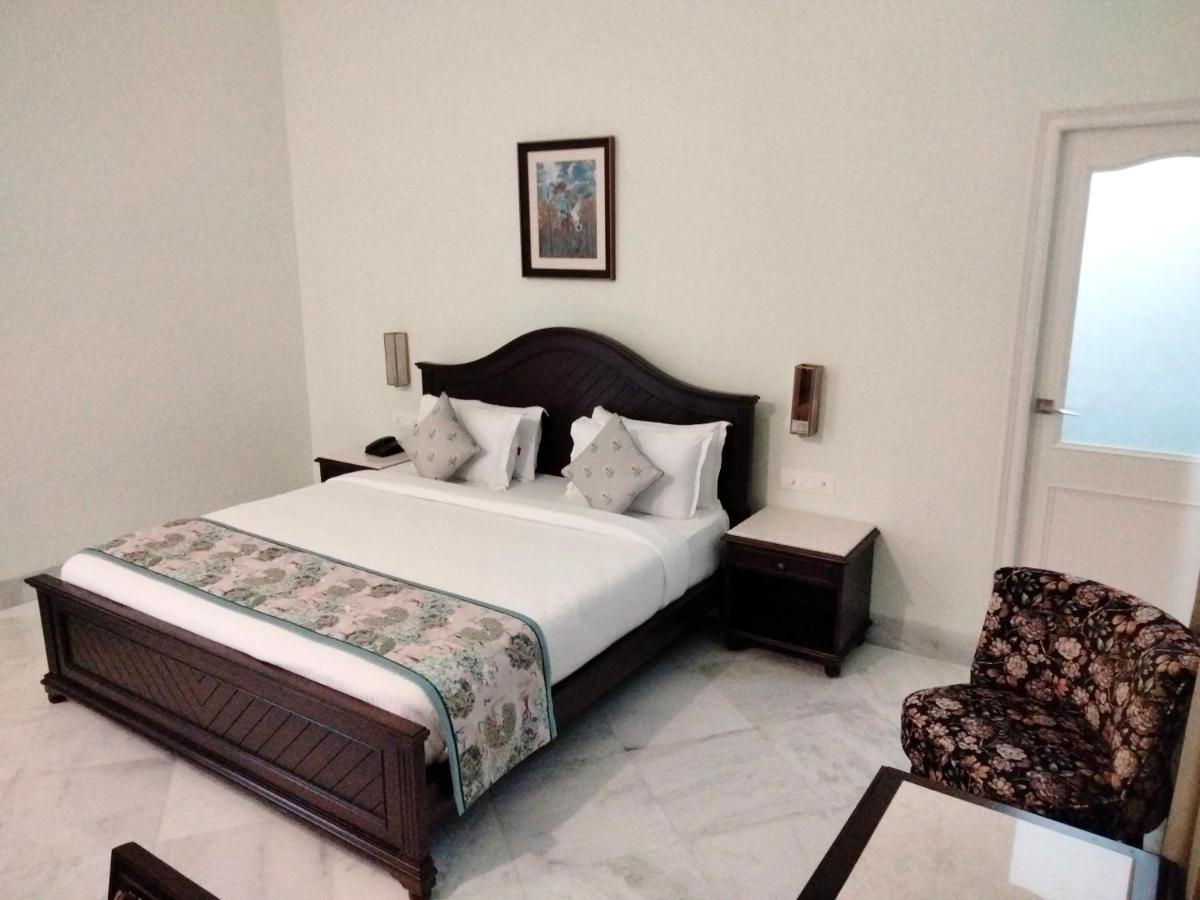 Hotel Boheda Manor - Luxury Retreat à Udaipur Extérieur photo